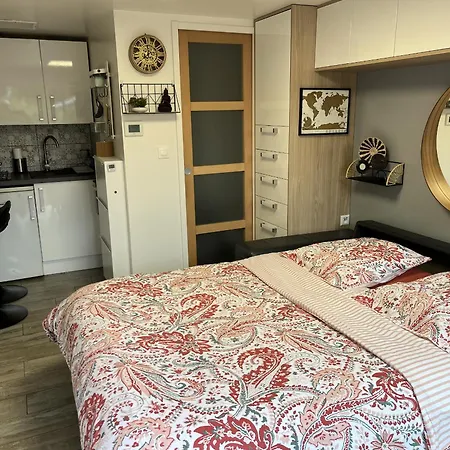 Studio Luc Sur Mer Plage Du Dday Проживание в семье Люк-сюр-Мер